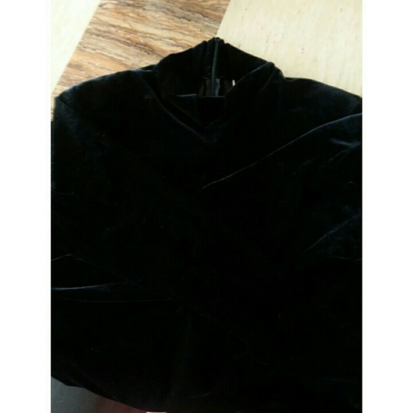 K.C. Spencer New York - Velvet Mini Dress - Picture 6 of 6